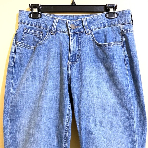 Riders by Lee Mid-Rise straight Boot Cut Jeans Size 8P - Picture 2 of 10